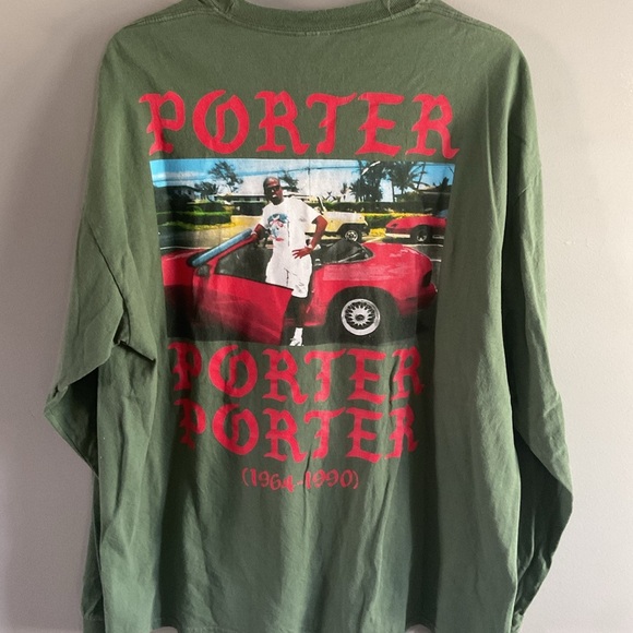 Vampire life Green Long Sleeve Shirt with Red Text - Picture 3 of 5